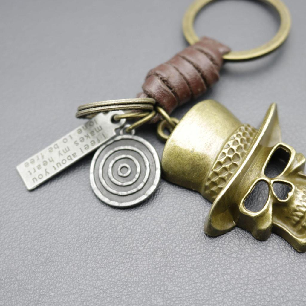 Retro Bronze Skull Hat Pendant Keychain