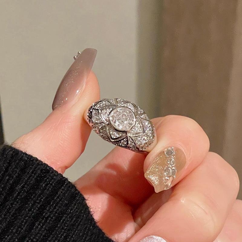 New Niche High-End Star Light Luxury Open Ring High-End Simple Inlaid Exquisite Personalized Jewelry
