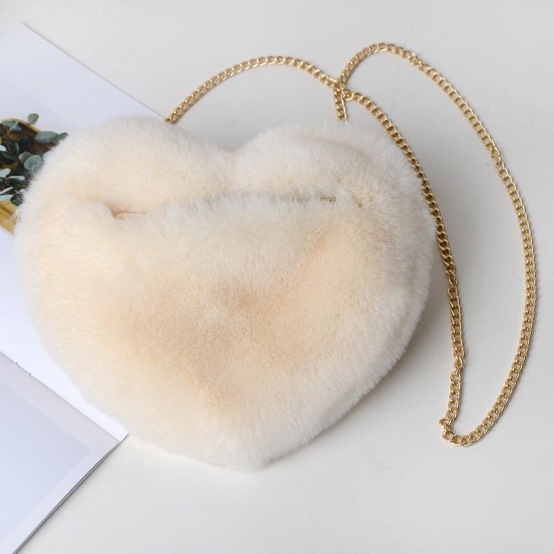 Cute Sweet Love Heart Shaped Women's Crossbody Bags Fashion Soft Plush Ladies One Shoulder Bag Comfortable Fluffy Solid Color Chain Female Handbags