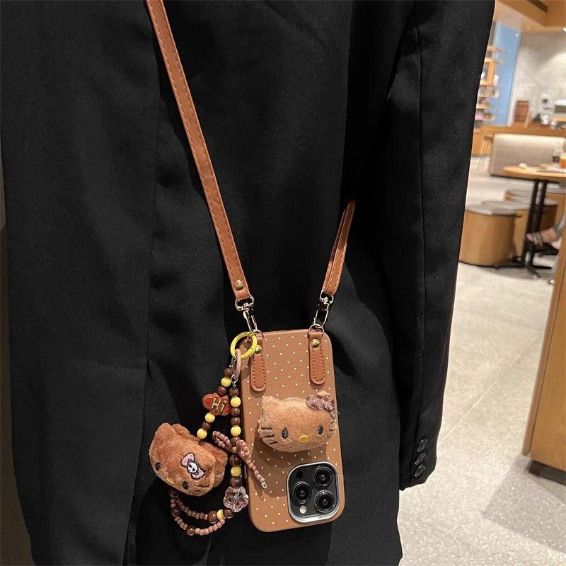 Retro KT Cat Apple 16ProMax Phone Case IPhone15Pro New 13 Women's Model 12 Soft Case 14 Bracelet XR