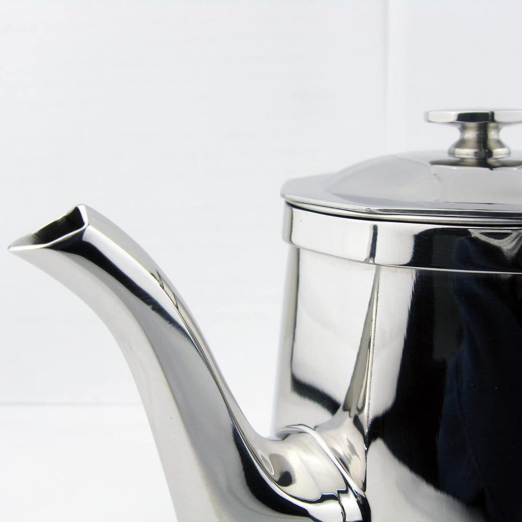 Nagao KOGEI Teapot, 680ml, Extra Thick Mirror-Finish 18-8 Stainless Steel, Made In Japan