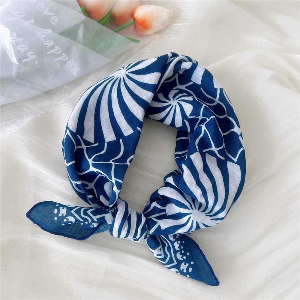 

DIY Bandana Headband Floral Print Hair Scarf 55x55cm Small Scarves Shawls Thin Sunscreen Floral Handkerchief Fresh Headscarf темно-синий