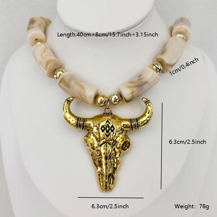 

Hot Sale Vintage Style Animal Bullhead Beaded Bronze Personality Niche Exaggerated Necklace