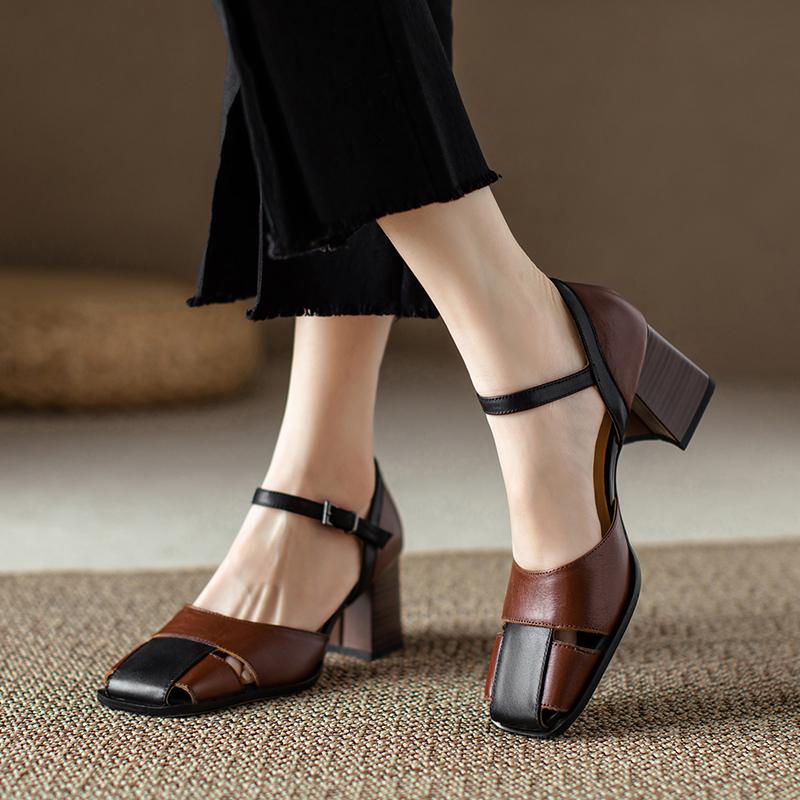 2024 Nové jarní dámské lodičky Lakovaná kožená obuv pro ženy Obuv s hranatou špičkou Masivní podpatek Jednoduché vysoké podpatky Mary Janes Pevné boty