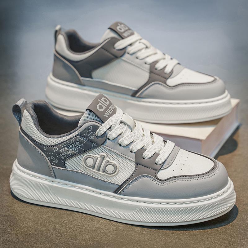 New Men's Classic Four Seasons Fashion Low Top Skateboarding Shoes Comfortable Soft Sole Sneakers