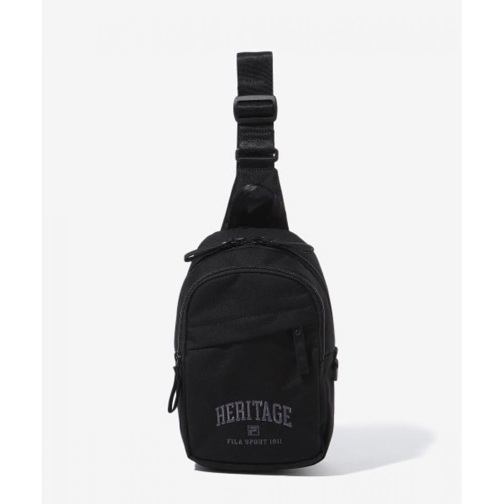 

Мини-сумка-слинг FILA New Basic FS3BCF6324XBLK