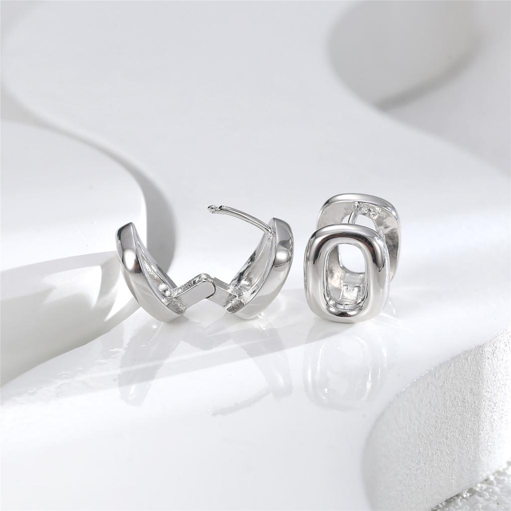 Simple Square Geometric Hollow Metal Earrings 2025 New Women's Fashion Niche Design Ear Buckle Earrings