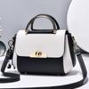 Neue koreanische einfache Stil Farbabstimmung Handtasche Nischenverschluss Umhängetasche Pendler Mode Messenger Kleine quadratische Tasche