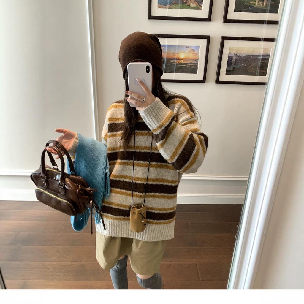 Women's Korean Retro Striped Knit Top - Soft & Versatile for Autumn/Winter 2026