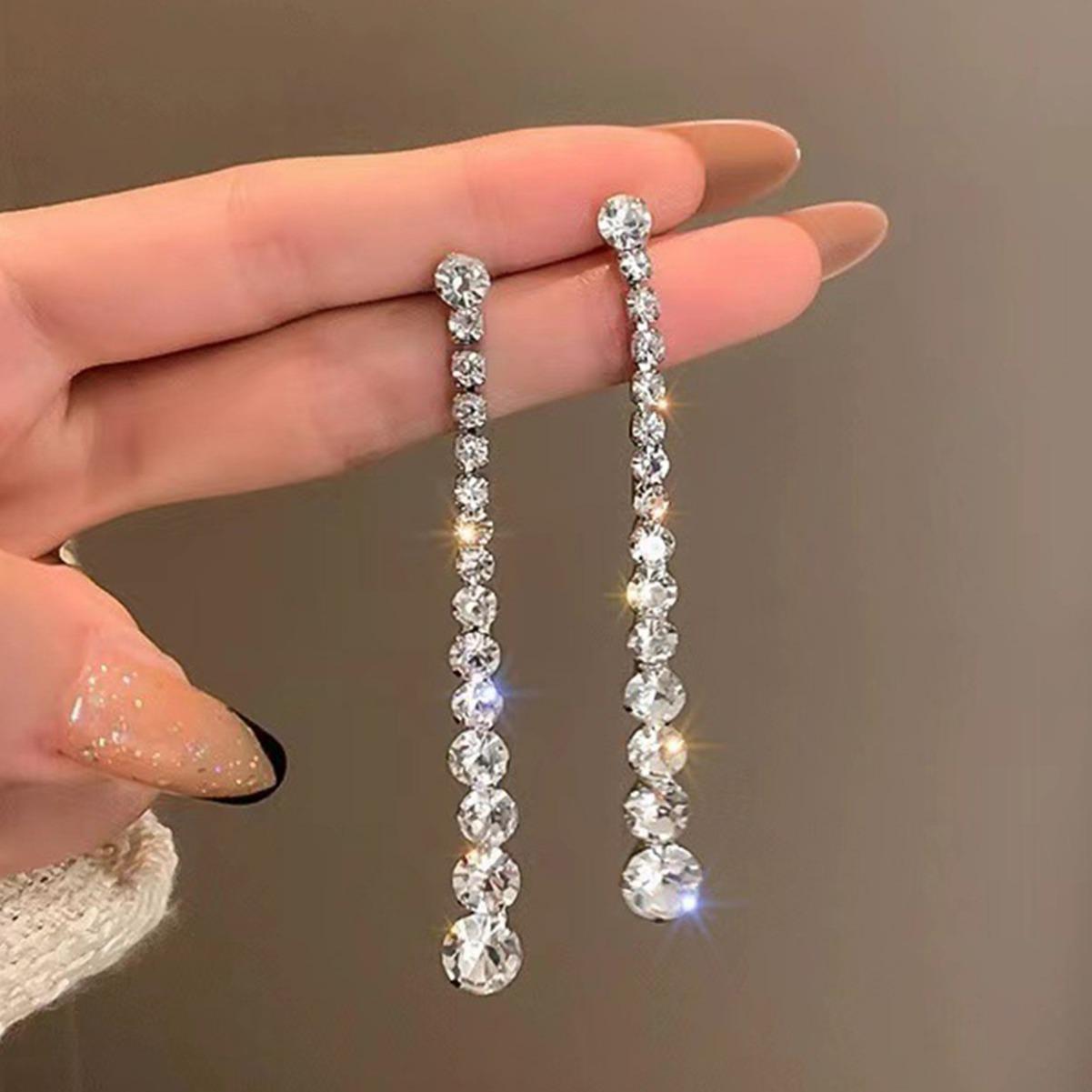 Серьги-гвоздики с кисточками из бриллиантовой бахромы, длинные, элегантные, нишевые, с индивидуальным дизайном, для женщин