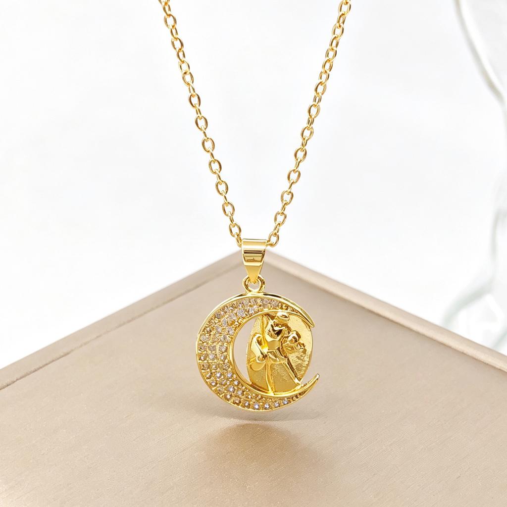 New Arrival Religion Moon/Arch Shaped Virgin Mary Jesus Zirconia Pendant Necklace Elegant Vintage Charm Jewelry Gift for Women