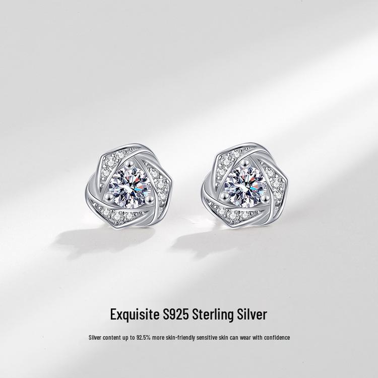 Orecchini Dazzling Heart in Argento Sterling s925 Stile Mori per Donna - Design Versatile di Alta Gamma per l'Estate 2025