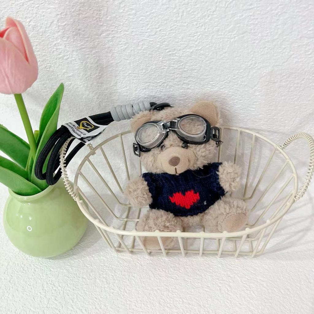 Kreslená klíčenka s pilotem pandou - Roztomilá plyšová hračka medvěd jako dárek pro studenty