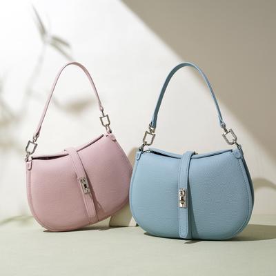 2025 New Portable Shoulder Bag Niche Design Premium Crescent Bag Fashion Simple Commuter Leather Messenger Bag Women