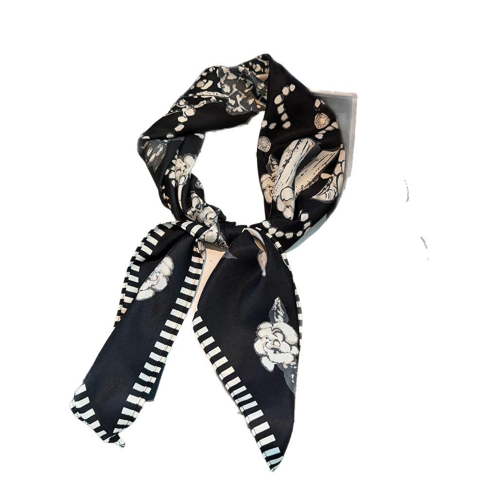New Xiaoxiangfeng Camellia Black and White Square Scarf Korean Silk Scarf Women's Versatile Shawl Sunscreen Silk Scarf