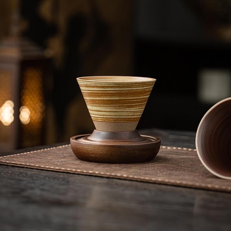 Taza de café de cerámica rugosa retro de estilo japonés, taza en forma de embudo, taza de agua creativa, nicho para sujetar, taza de té para infusión fría
