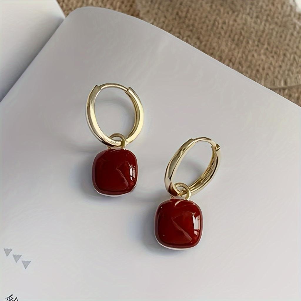 European American Red Square Drop Earrings - French Light Luxury Vintage Dangle, Niche High-End Dating Jewelry for Women
