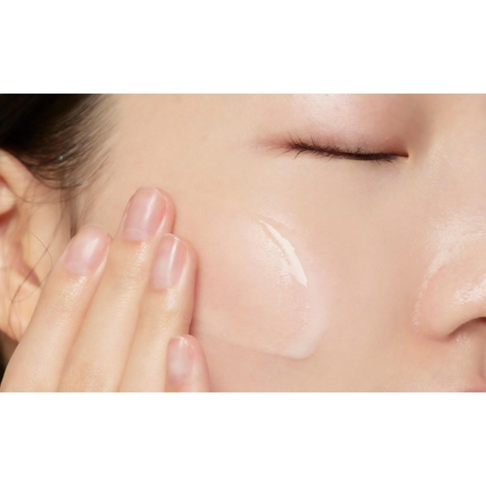 Beyond Angel Aqua Water Essence v pleťovém mléku