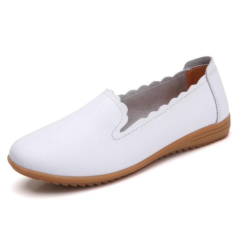 Women Slip On Moccasins Lady Simple Soft Driving Shoes Comfort Flats Nurse Loafers Minimalist Shoes for Mother