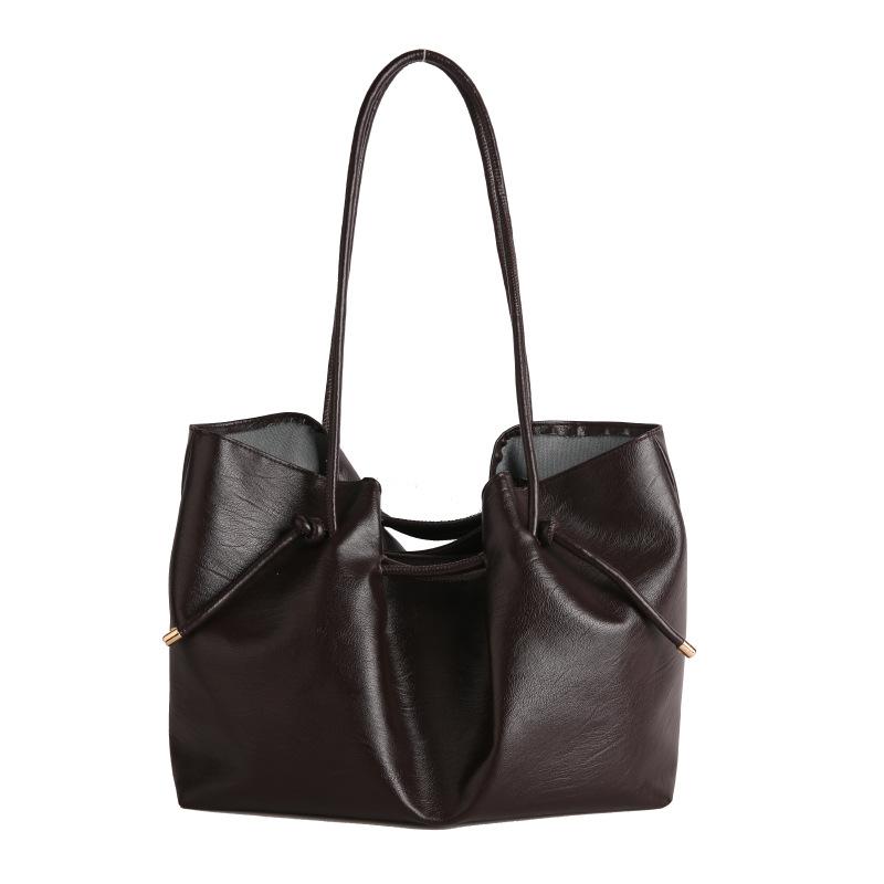 

Premium largecapacity bag women s new retro versatile shoulder bag commute to work portable tote bag