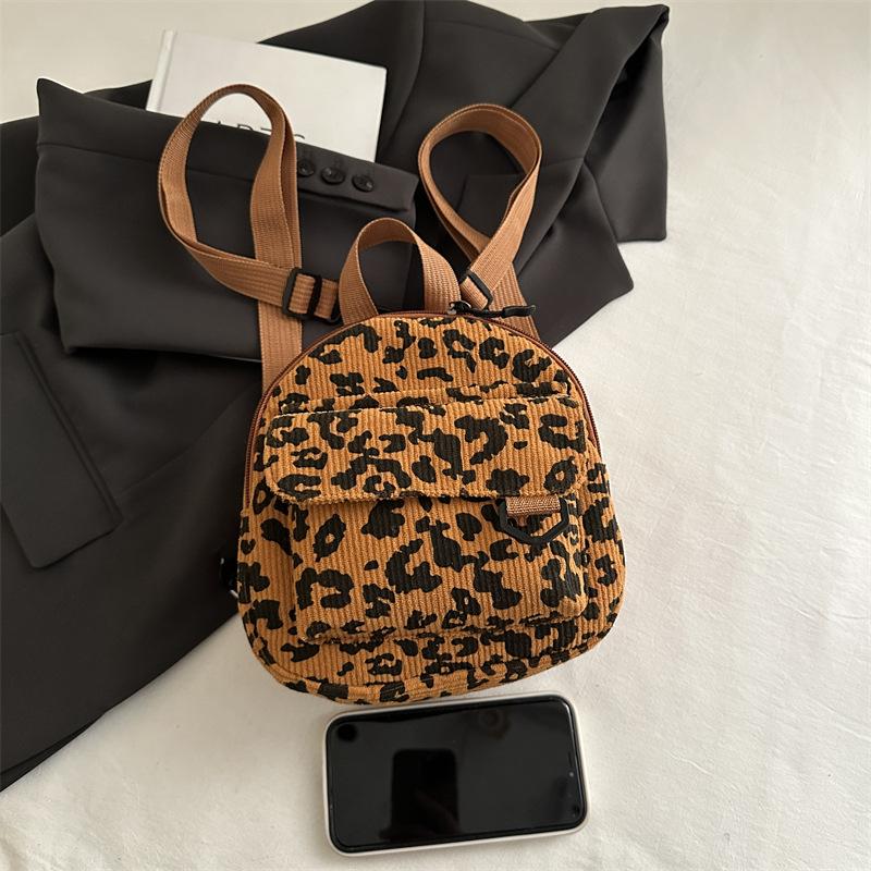 

Mini leopard print backpack women s new retro messenger small backpack going out portable women s messenger small schoolbag single package коричневый