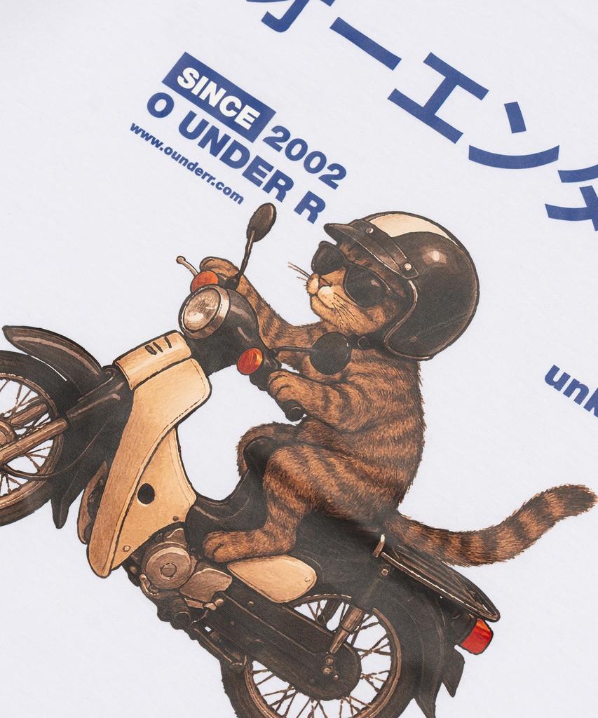 OUNDERR Riding Bike Cat Oversized Short Sleeve T-Shirt (White)