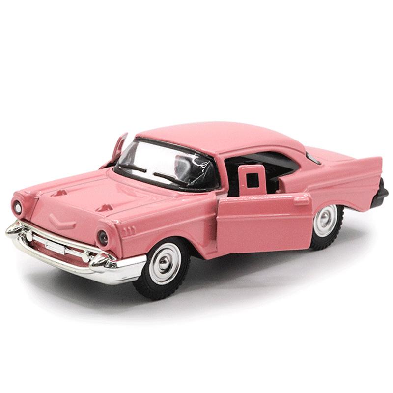 

1:Модель классического автомобиля из сплава 32 Детская игрушечная машинка Машинка с инерционным механизмом Модель автомобиля Двери открываются Детские забавные игрушки розовый