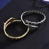 Goldene Schuppen Schlangenform Offener Federarmreif - Damen Trendiger High-End Armreif