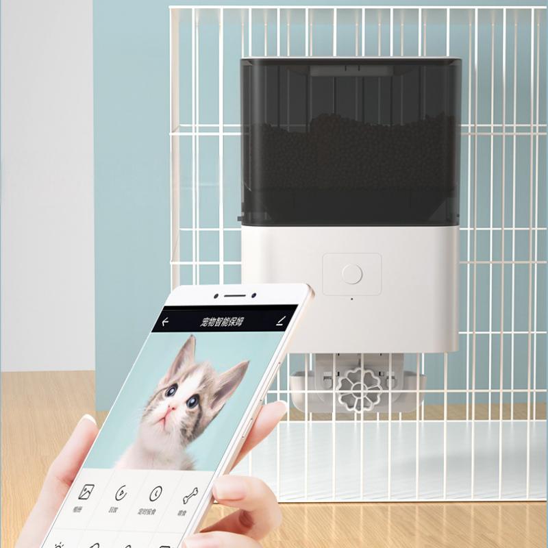 Factory  Cage Hanging Automatic Pet Feeder Water Dispenser Smart Feeding Bowl for Cat Dog Rabbit Small Pets