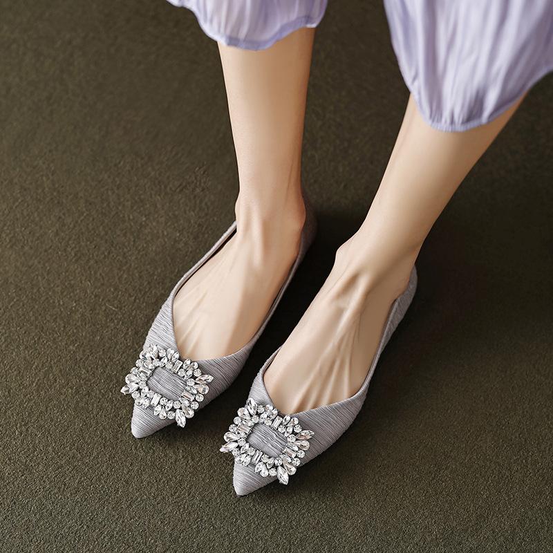 Weiwei Girl Rhinestone Pointed Toe Flats - Elegant Soft Sole Plus Size Shoes for Women