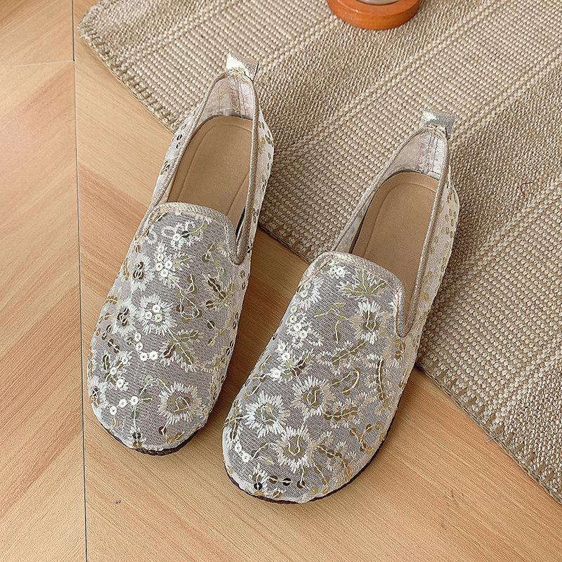 Old Beijing cloth shoes women's net shoes beef tendon soft sole non-slip one pedal in the elderly mother shoes KS breathable and comfortable