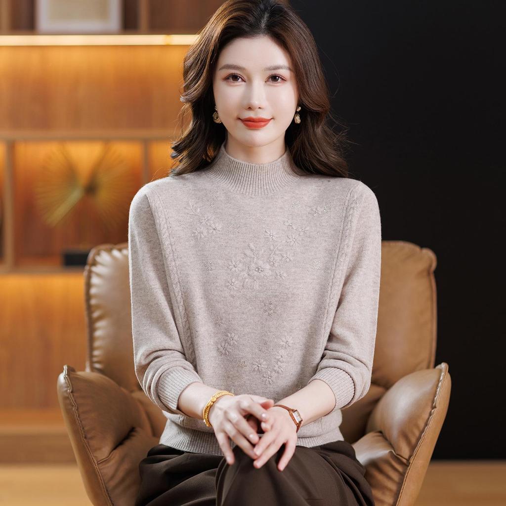 Red Embroidered Lambswool Sweater for Middle-Aged & Elderly Women: Half-High Collar, Thick Knit