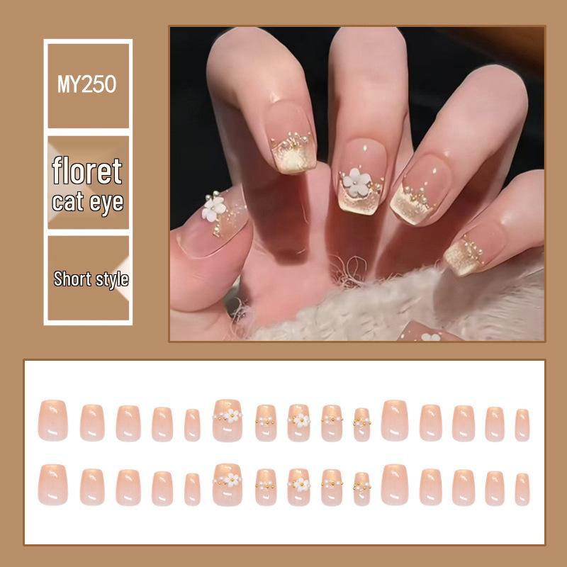 Chasing Light Cat's Eye Crystal Nails: Handmade, Detachable, Flash Diamond Design for Trendy, Stylish Looks.