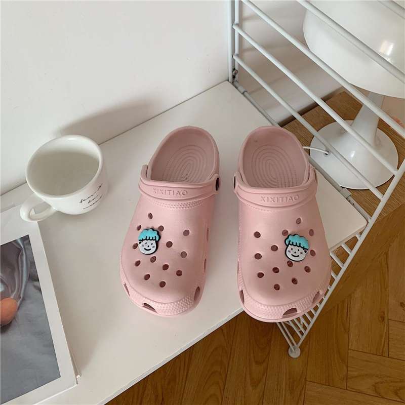 Korean new hole shoes ins cartoon cute couple bag head cool slippers men and women comfortable nurse shoes non-slip