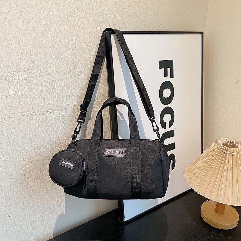 

Women s bag handbag nylon cloth pillow bag new shoulder bag simple messenger bag чёрный