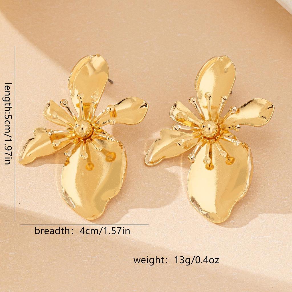 Fresh Summer Floral Earrings: Korean Style Drip Glaze Petal Studs for Trendy Women