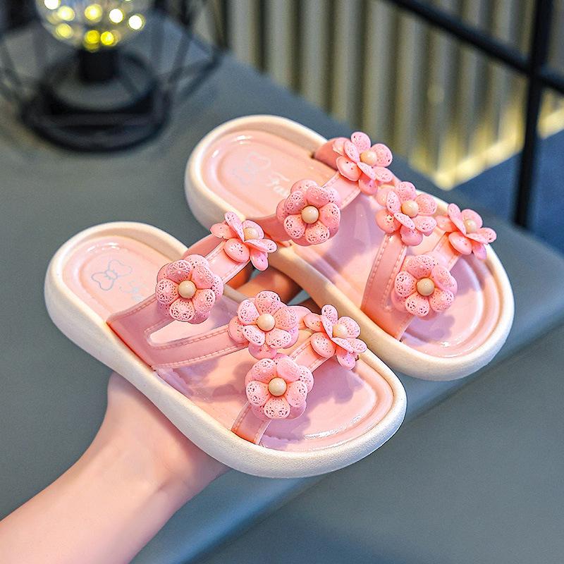 2025 Summer Girls' Non-Slip Cartoon Floral Slippers with Soft Sole and Quirky Texture