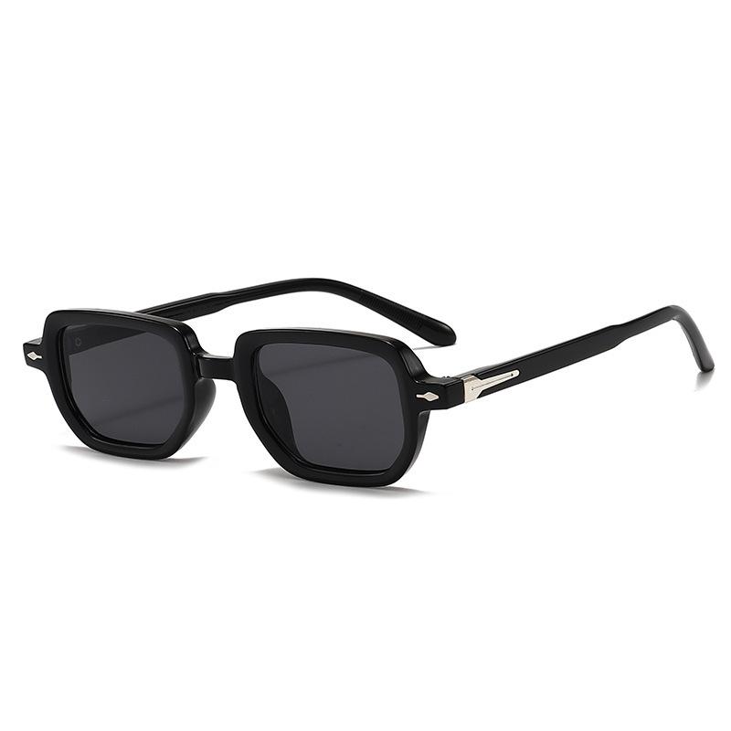 New square sunglasses European and American retro arrow-shaped rivet glasses fashion sunglasses women's sunglasses