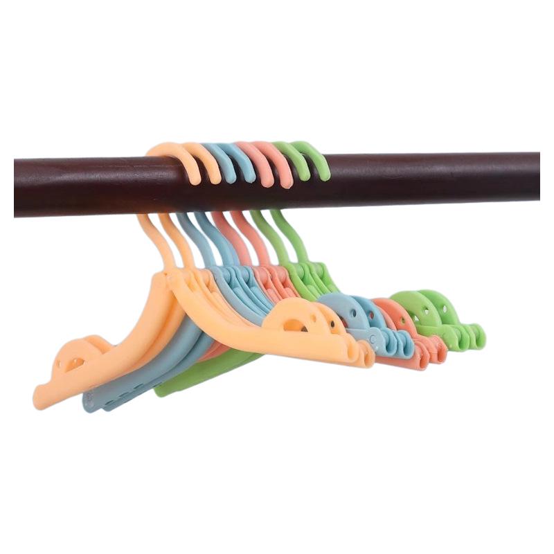 5-Pack [Newcomer 0.01] Portable Folding Clothes Hangers for Travel, Outdoor, Business Trips, Student Dorms, and Home Use.