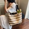Simple and large-capacity straw bag portable shoulder bag women's 2025 summer new striped women's tote bag wholesale