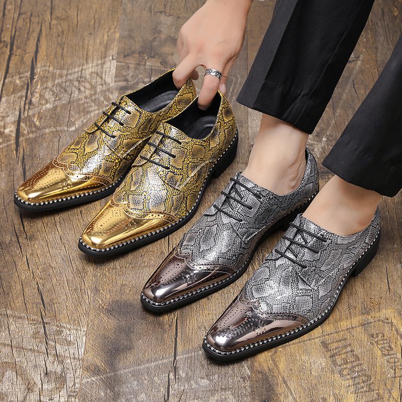 Men's Gold Shiny Brogues: European & American Fashion Lace-up Derby Shoes with Pointed Toe, Available in Large Sizes.