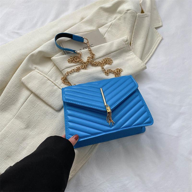 Fashionable Chain Strap Small Square Bag For Women Stylish Simple Design Casual Everyday Use