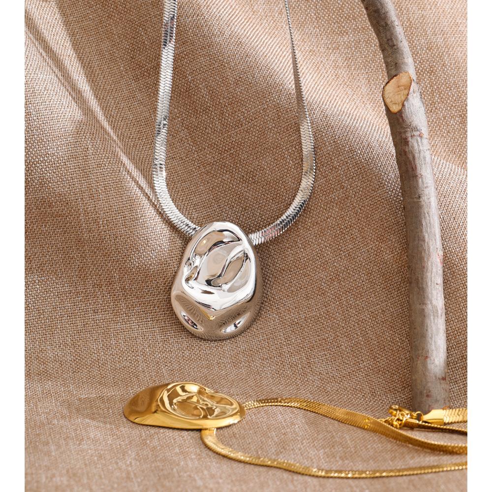 Eetit 2026 Stainless Steel Metal Hammer Geometric Pendant Necklace Distinctive Snake Chain Women Waterproof Jewelry High Quality