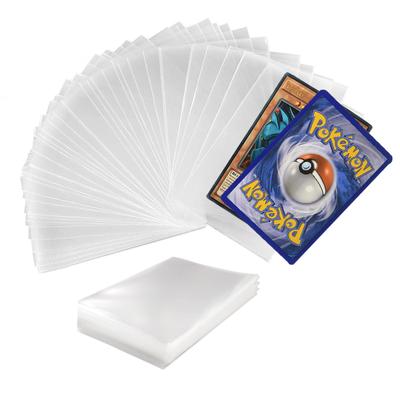 Fundas para cartas LATTCURE de 69 x 94 mm, 60 unidades, funda suave transparente compatible con la tercera funda de cartas coleccionables TCG, cartas coleccionables, cartas de Pokémon