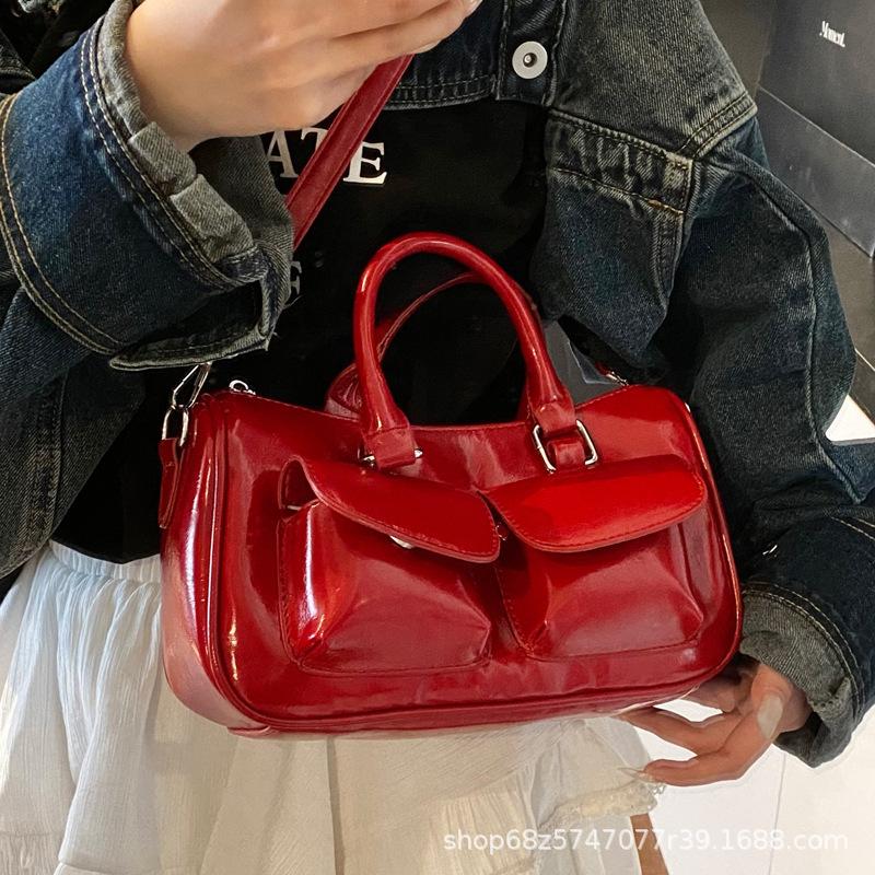 Red handbag European and American temperament multi-pocket underarm bag horizontal cylindrical shoulder messenger bag