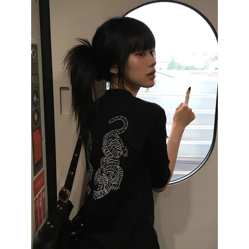 TrendHub  Y2k Japanese T-shirt Women Short Sleeve Print Graphic Tops Streetwear American Retro Vintage Tops E-girls Korean Tee