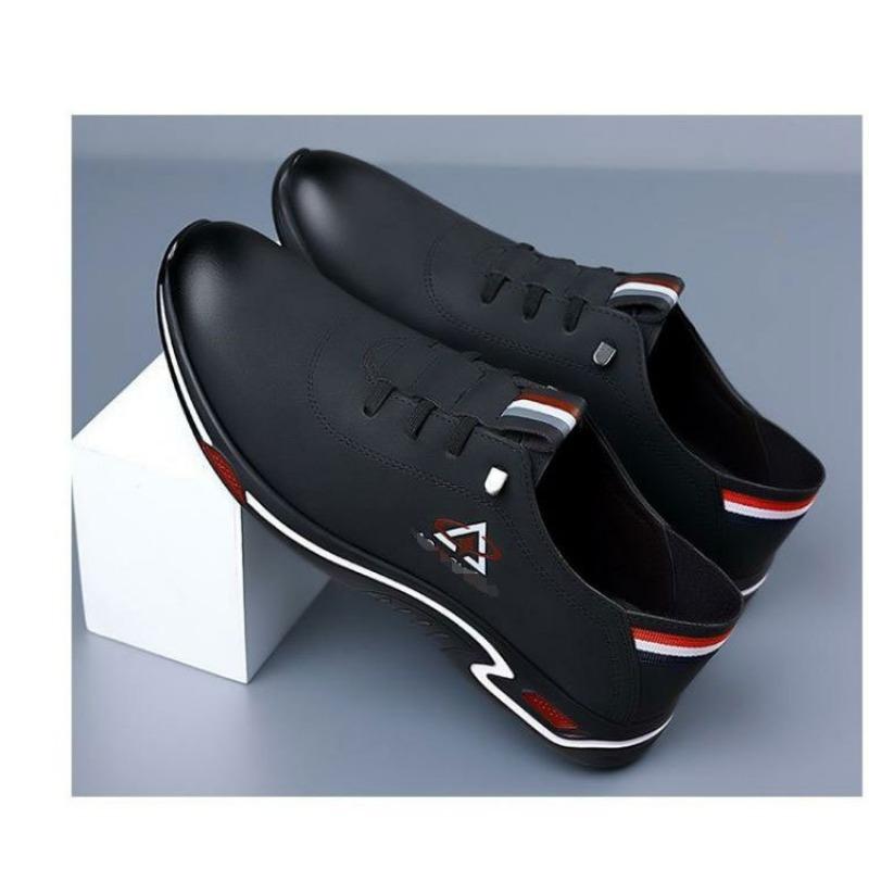Soft-soled Casual Shoes Men's New Breathable One-pedal Flat-soled Leather Shoes British Driving Soft-soled Doudou Shoes Men