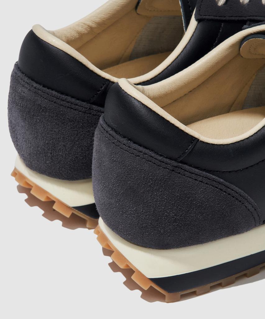 Daonato German Military Runner (Black)