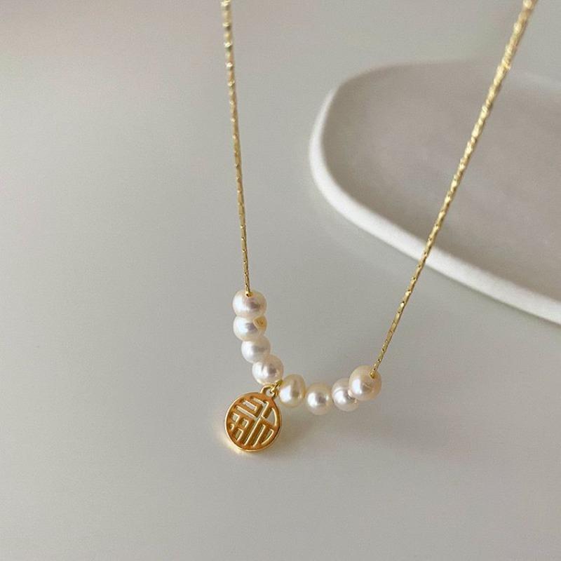 Transshipment Fu brand Fu character pearl collarbone necklace neck chain niche design sense round versatile women's design sense jewelry