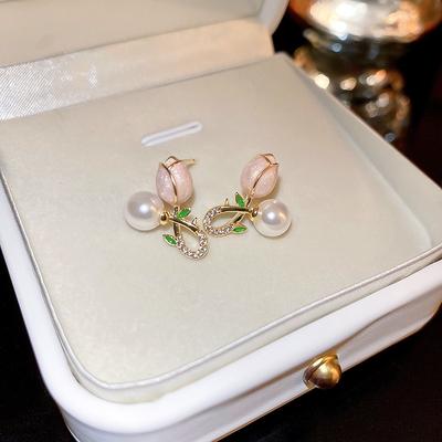 Pearl Tulip Flower Earrings Women Girl Simple Cute Pastoral Style Stud Earrings Casual Accessory Jewelry Gifts